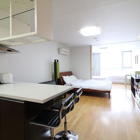 Gangnam Galaxy Lux Apt Gwacheon Exterior foto